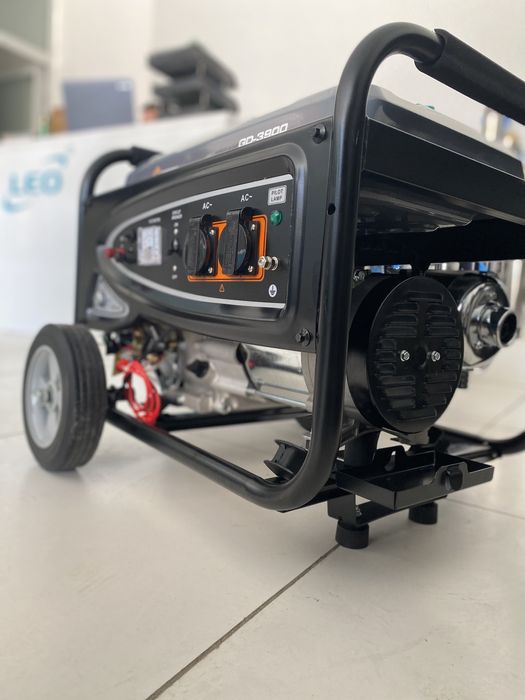 Генераторы  3 кв -7,5кв - 10 кв -20 кв-30кв -50 .  Generator. Dvijok