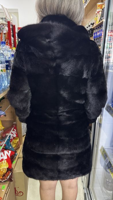 Продам норковую шубу
