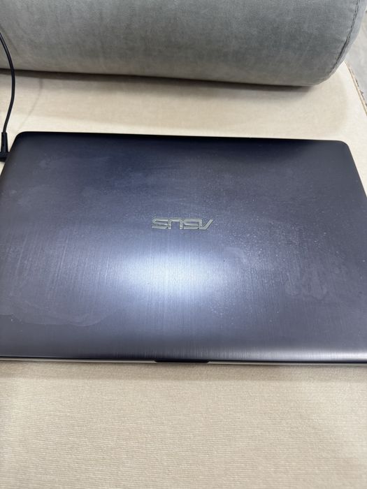 Продам ноутбук Asus