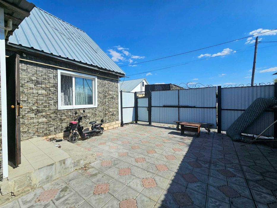 продается дом 2 Костанай Тургенева