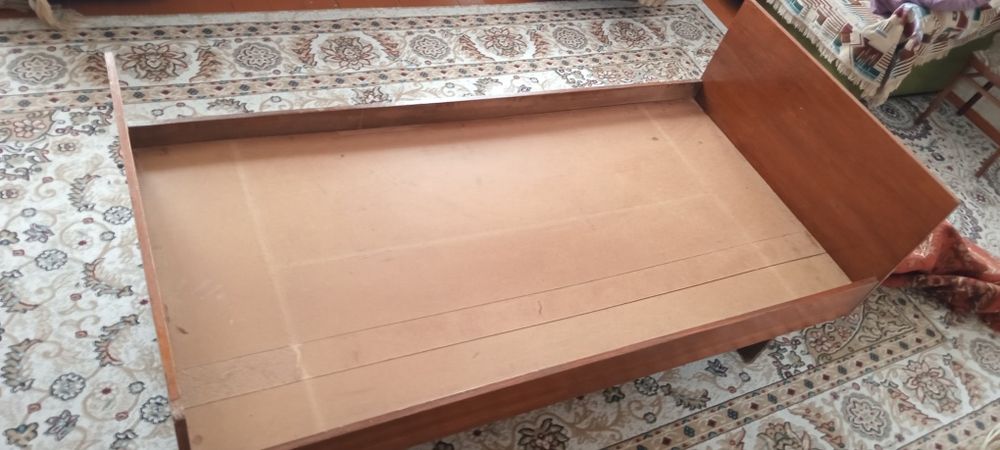 Кровать полуторка