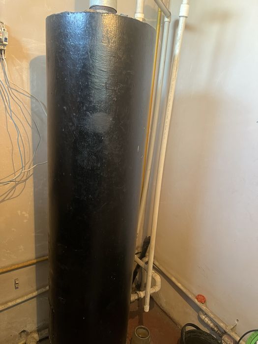 Кател Титан сотилади