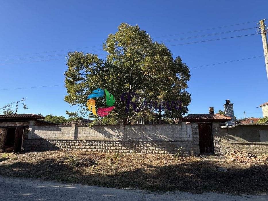 Къща в Варна, област-с.Черковна площ 250 цена 78000