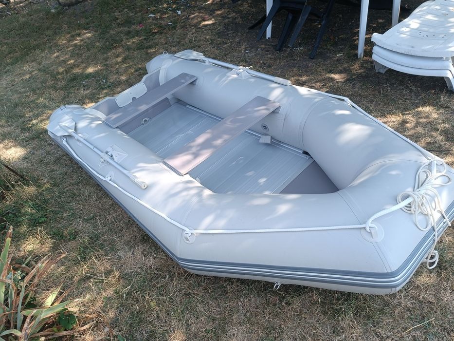 Лодка Vida XL 3.20M
