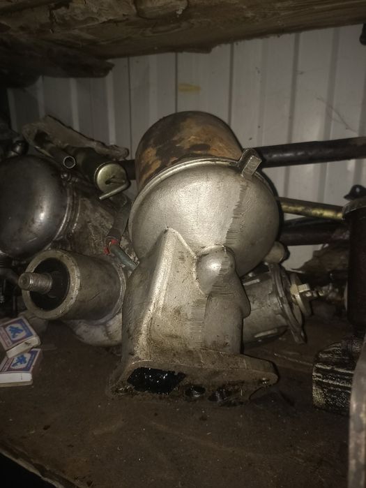 Продам запчасти на  ЗИЛ 130