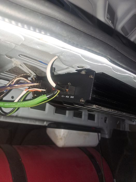 Usilitr mownisi 1000 wat 4 kanal