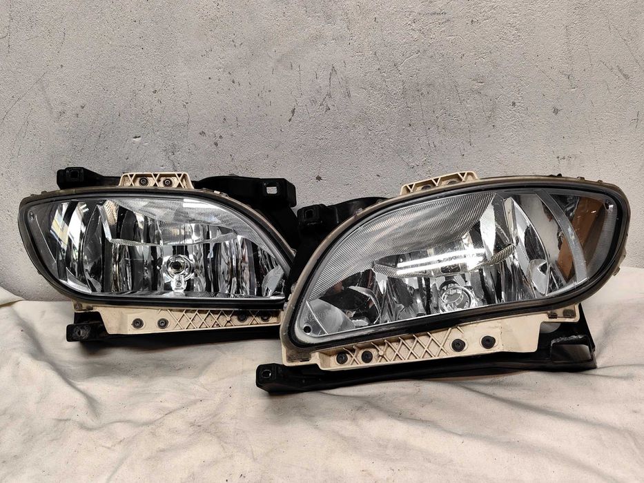 Оригинални  фарове  Даф  Daf