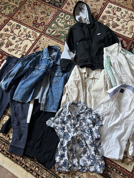 Отдам вещи на малтчика 7-8 лет