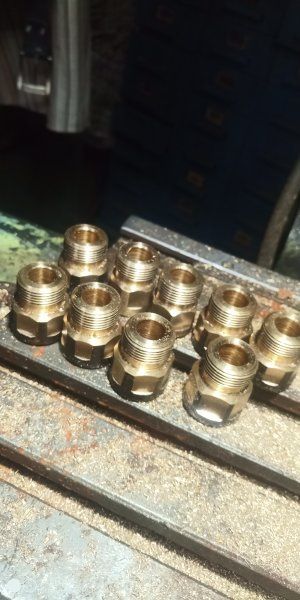 Переходники для кислородных баллонов