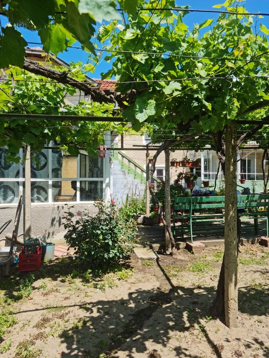 Продава се Къща в София, Левски Г - 120 кв.м за 298 €/кв.м - Снимка #3