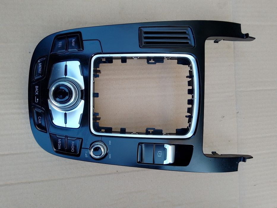 Consola mmi display navigație volan cu comenzi Audi A4 b8.5