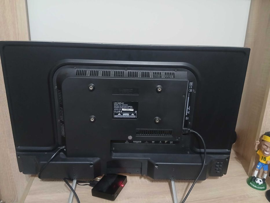 LED Телевизор CROWN