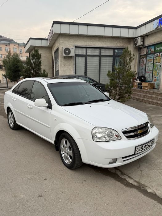 Ласетти идеал 2011