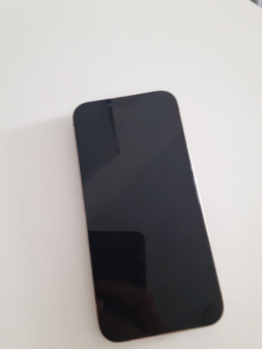 продам Iphone 13 pro
