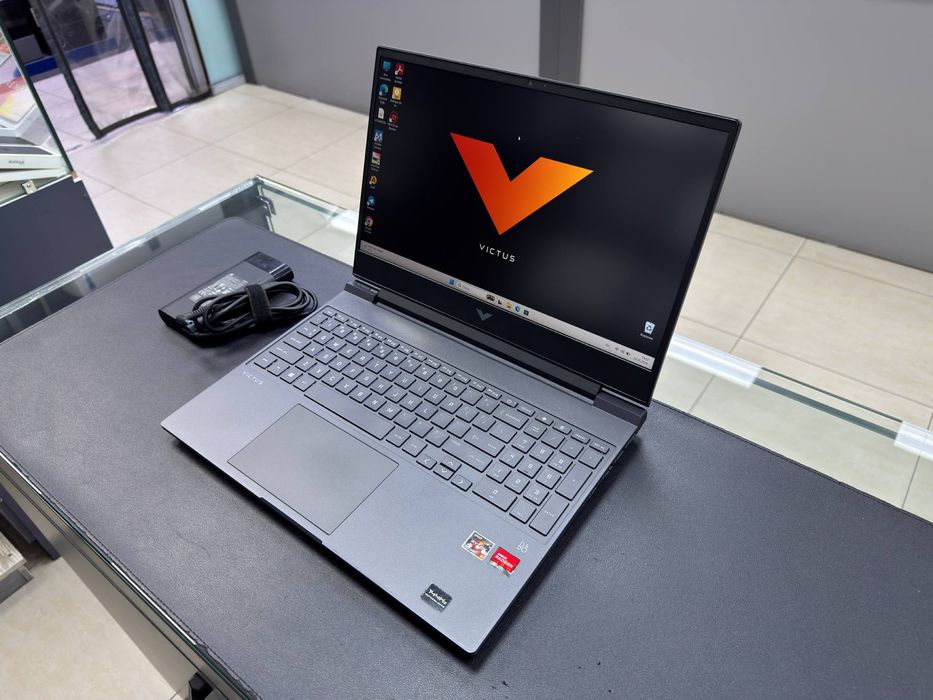 Hp Victus Ryzen 5 5600H Ozu-16gb Ssd-512gb 144Hz Rx 6500M-4gb