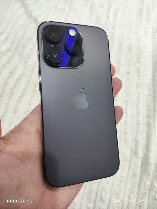 iPhone 14 pro в черном цвете