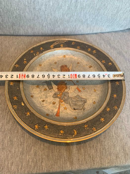 Месингова чиния за стена с ангели