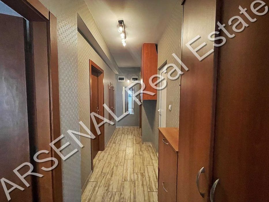 Двустаен апартамент под наем, Редута