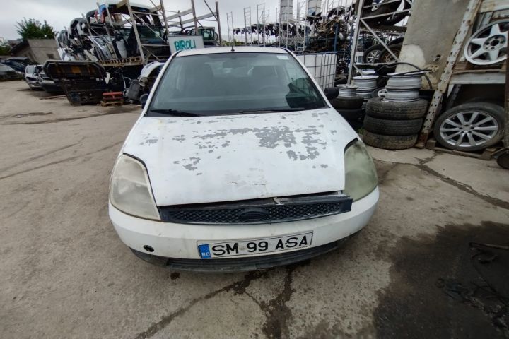 Piese Ford Fiesta a 5-a generatie