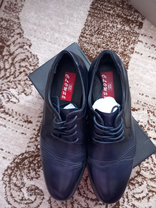 Pantofi eleganti bărbați