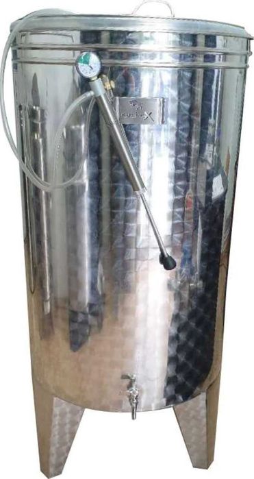 Butoi/Rezervor Inox Alimentar capac flotant pneumatic pentru vin 300 l