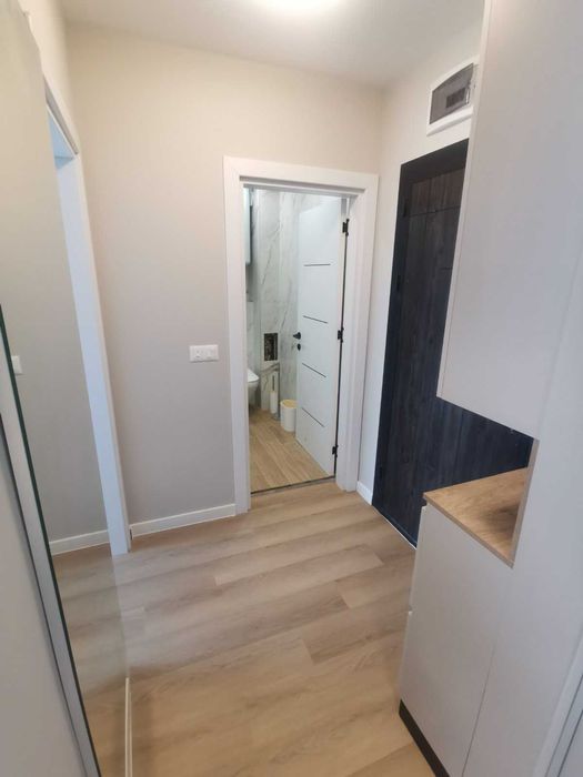 Дава се под наем Двустаен апартамент в Варна, Център - 60 кв.м за 498.27 € - Снимка #3