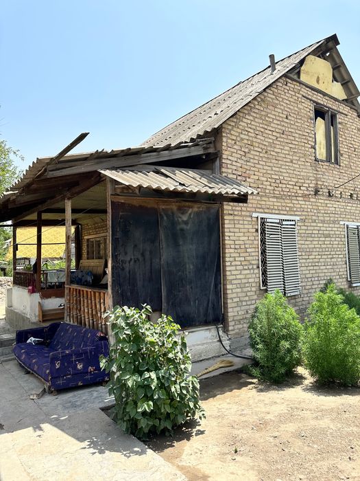 Продается своя дача с бассейном Янгихает