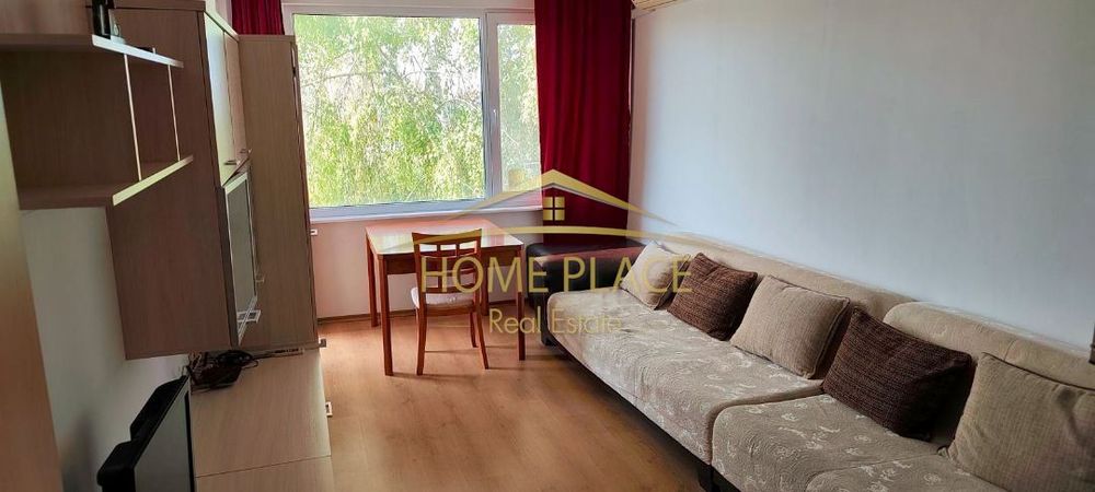 Тристаен апартамент в Галата