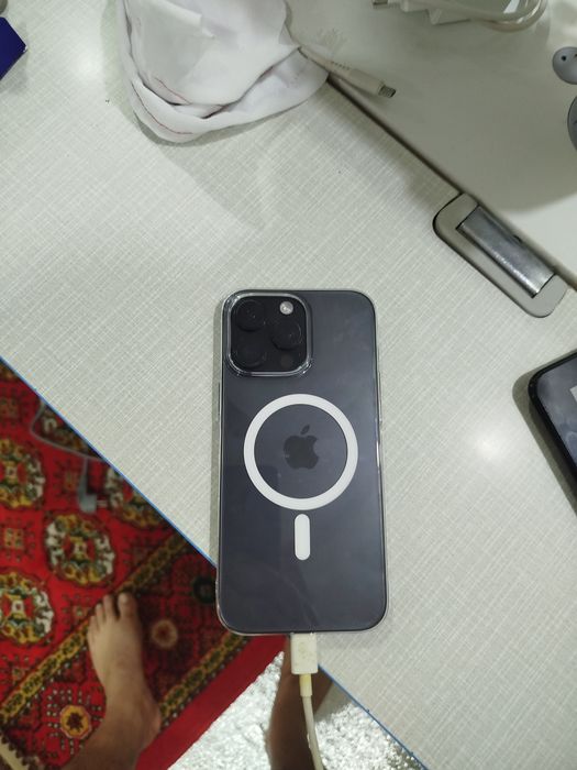 iPhone 16 pro max 256 sotiladi