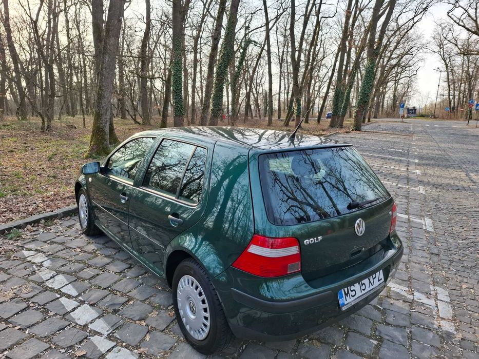 Vand VW Golf 4 1,6 benzina