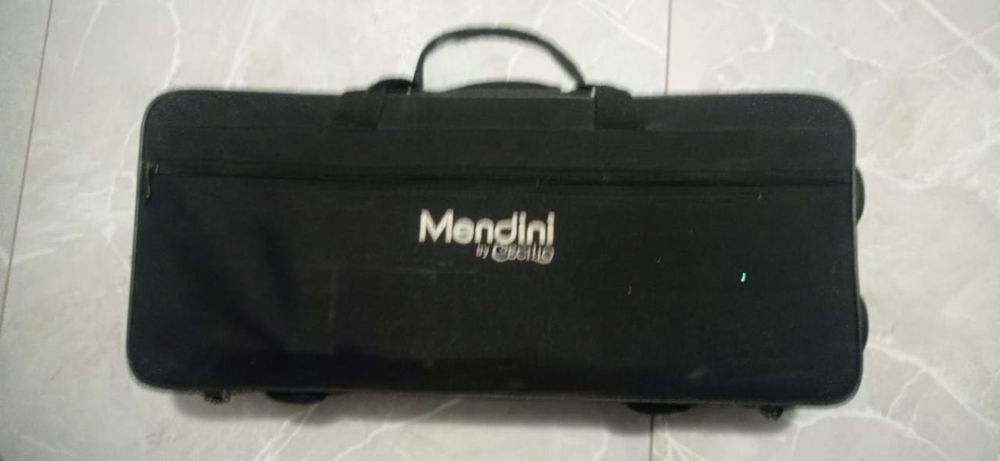 Продам музыкальный инструмент трубу