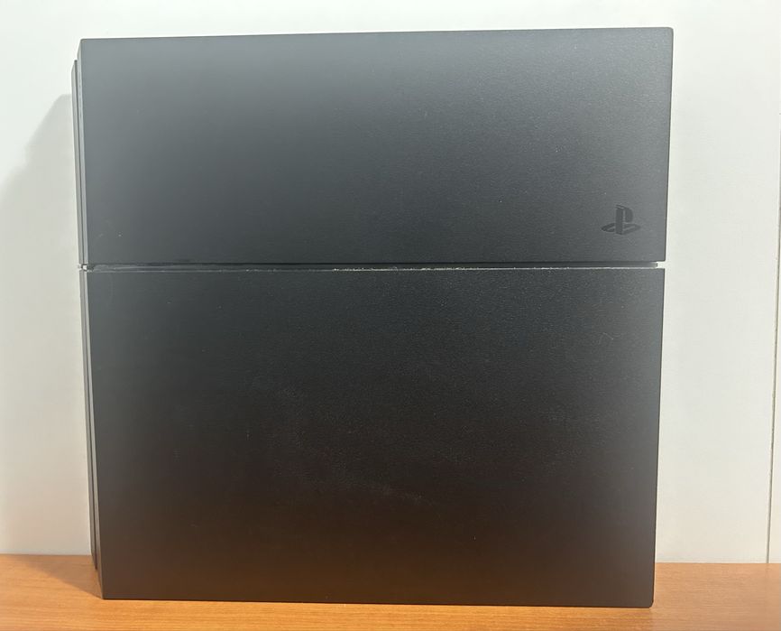 Ps4+The last of us pt1, Assasin’s creed Valhalla, Knack 2