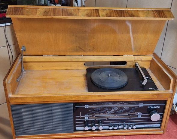 Pick-up radio Traviata 2