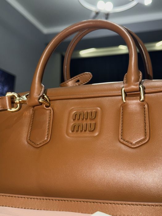 Сумка Miu Miu с сертификатом,чеком,пыльник