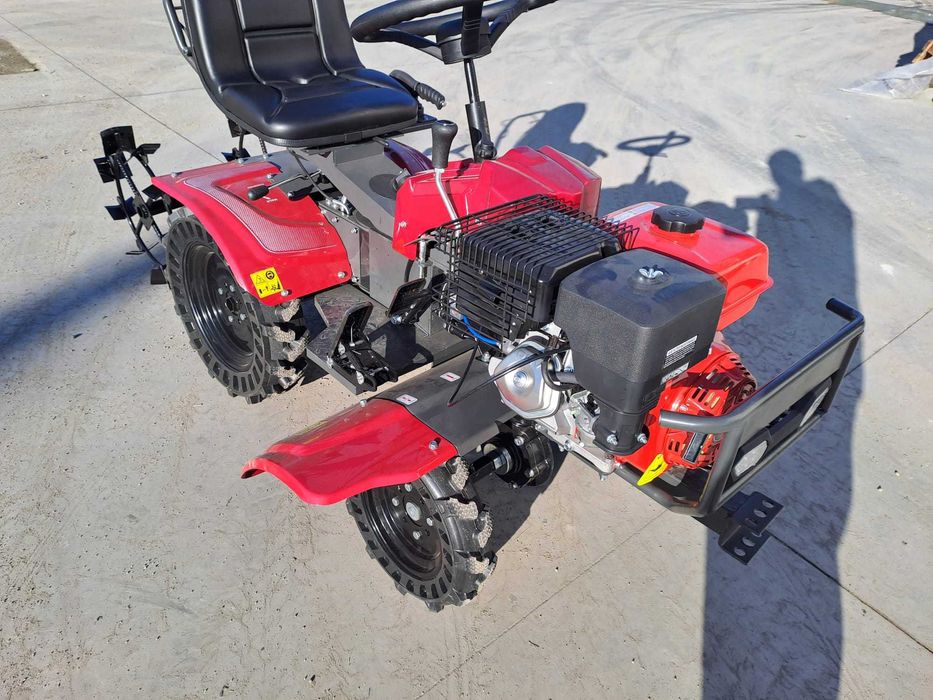 Mini tractor 4x4 Diesel 12cp sau Benzina 15cp