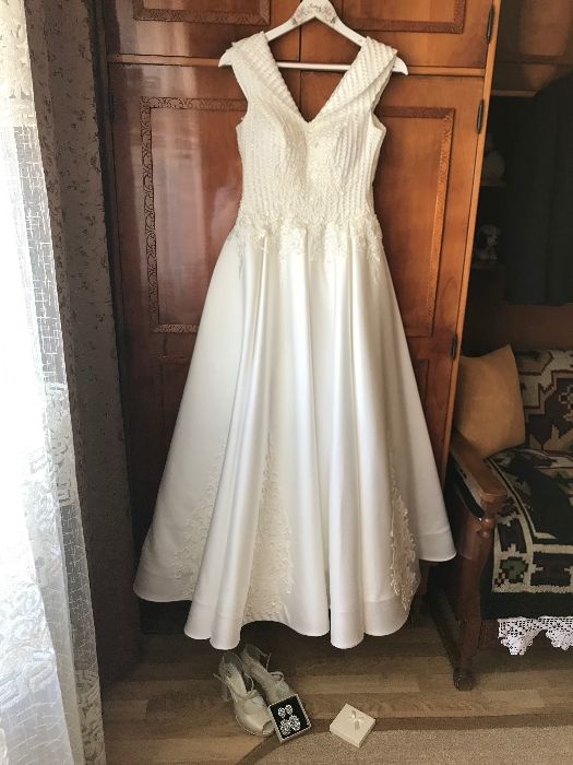 Rochie mireasa tafta