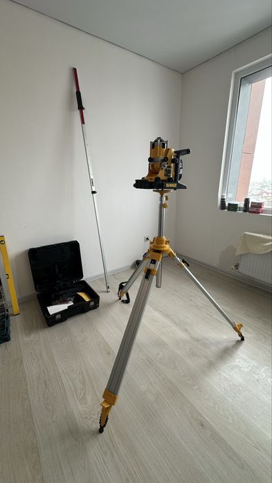 Лазерный уровень нивиллер оригинал Dewold