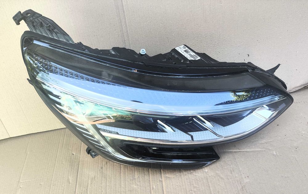Far stanga dreapta Renault Megane 4 full Led Pure Vision original