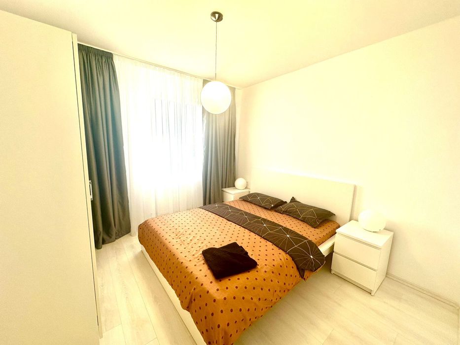 Regim hotelier.Ap.3 camere decomandat.B-dul TRANSILVANIEI Cof.Corina