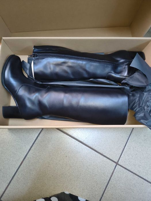 Cizme înalte de piele cu fermoar