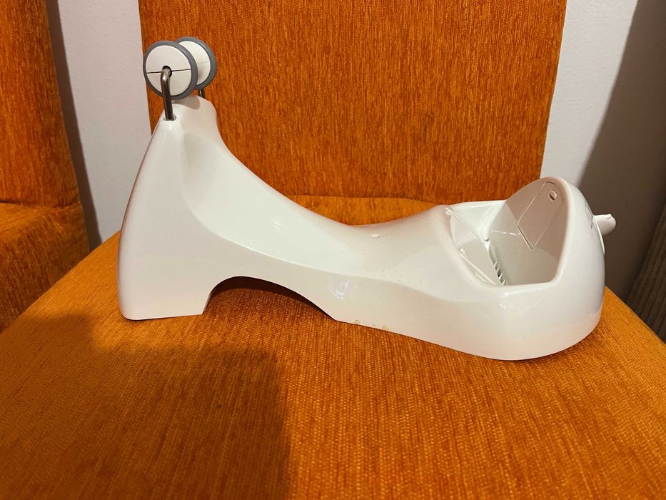 Нова Парна ютия на стойка