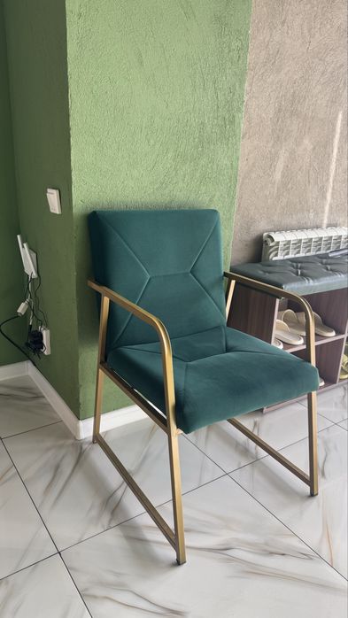 Продам кресла и диван