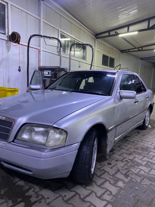 продам бампера w202