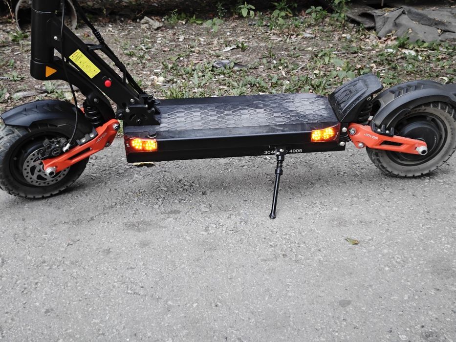 Новый электросамокат Joyor t10
