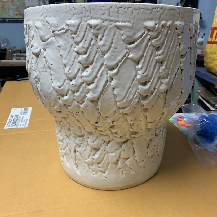 Продавам голяма керамична ваза