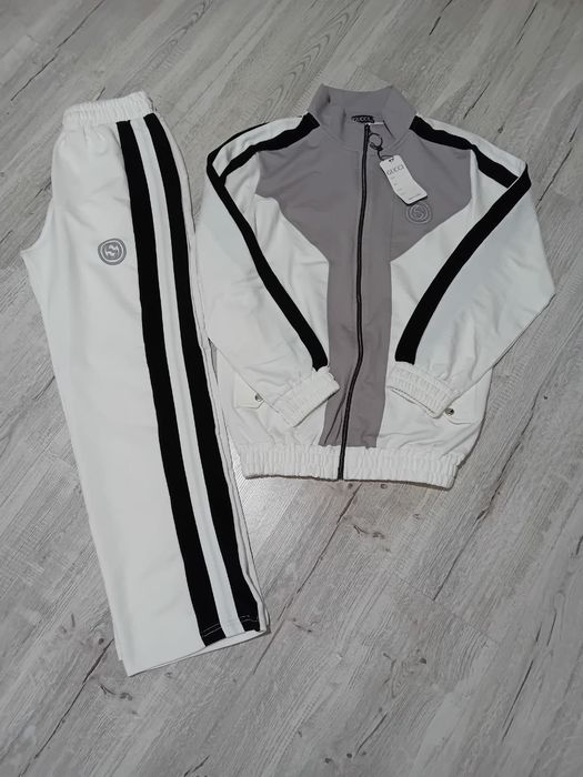 Treninguri dama 125 lei oricare model .