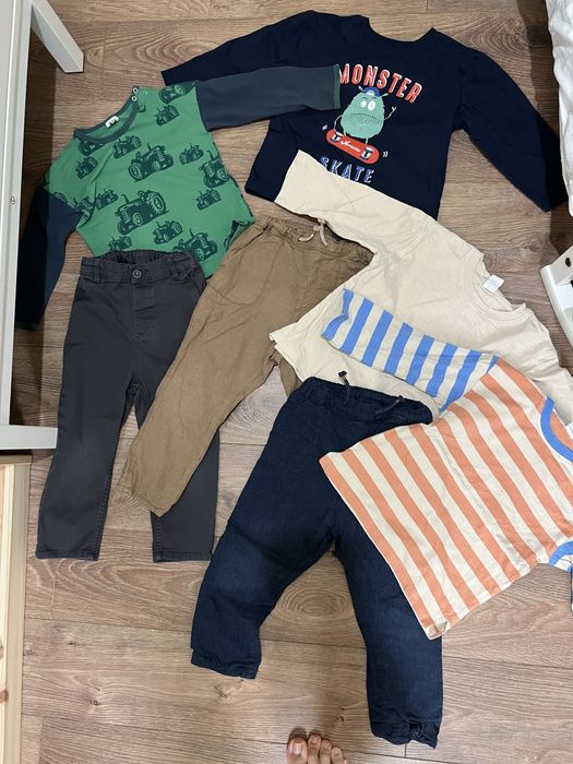 Комплект риза и панталон -6-9 м-майорал-45лв нови