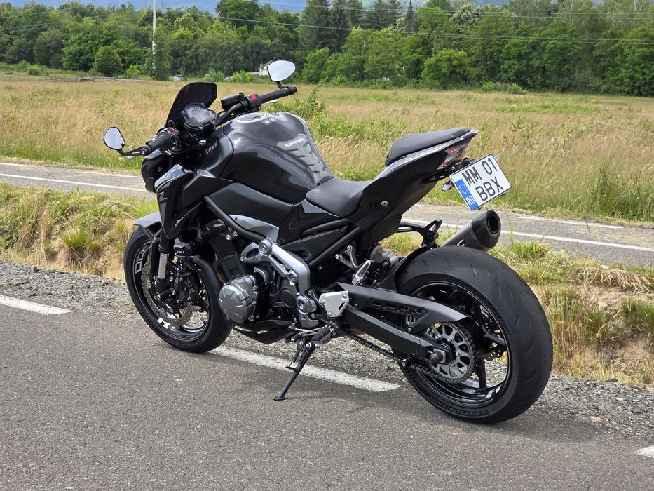 Kawasaki Z900 2017 impecabila, înmatriculată, servisata la zi și accesorizata