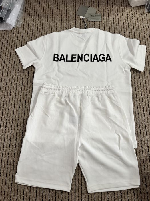 Compleu Balenciaga Vara