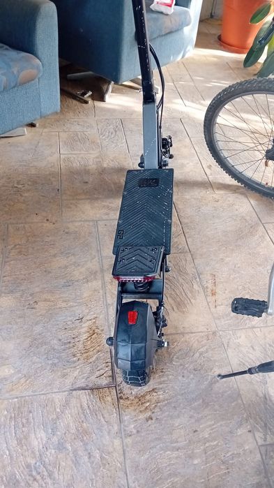 Trotineta kukirin g2